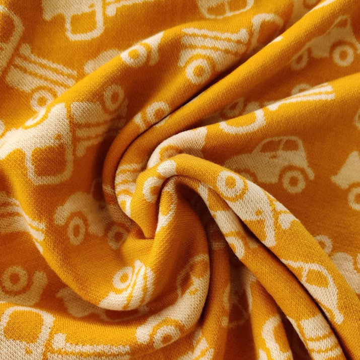 Ull-Lapp i merinoull i fargen oransje med bilmotiv