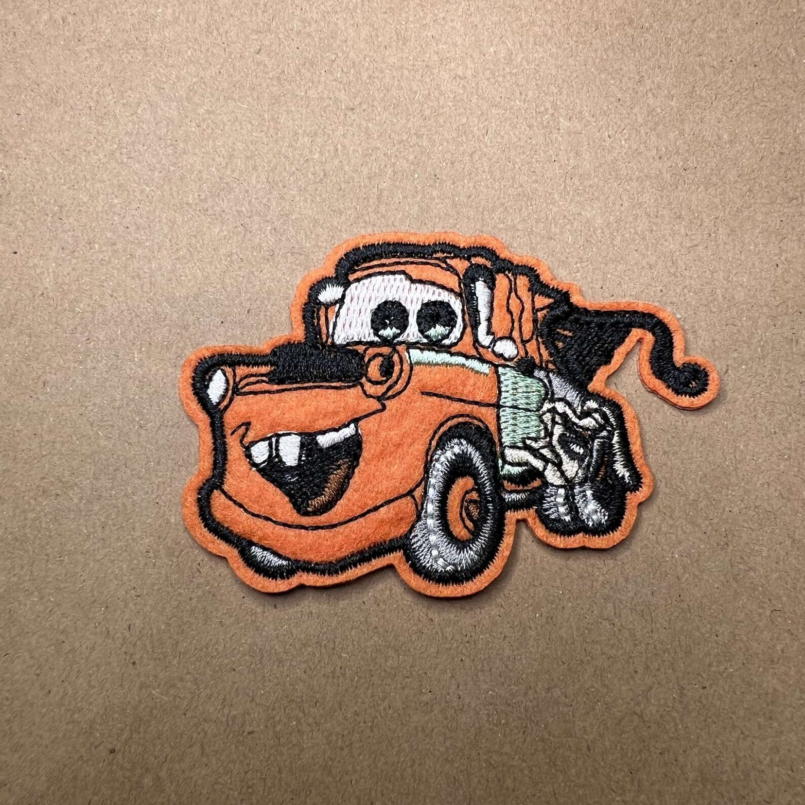 Brodert strykemerke av Bill fra filme Biler