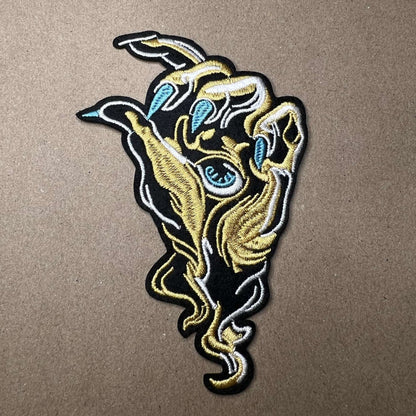 Brodert strykemerke av monsterhånd