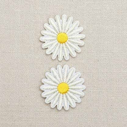 Strykemerke – lys gul tusenfryd