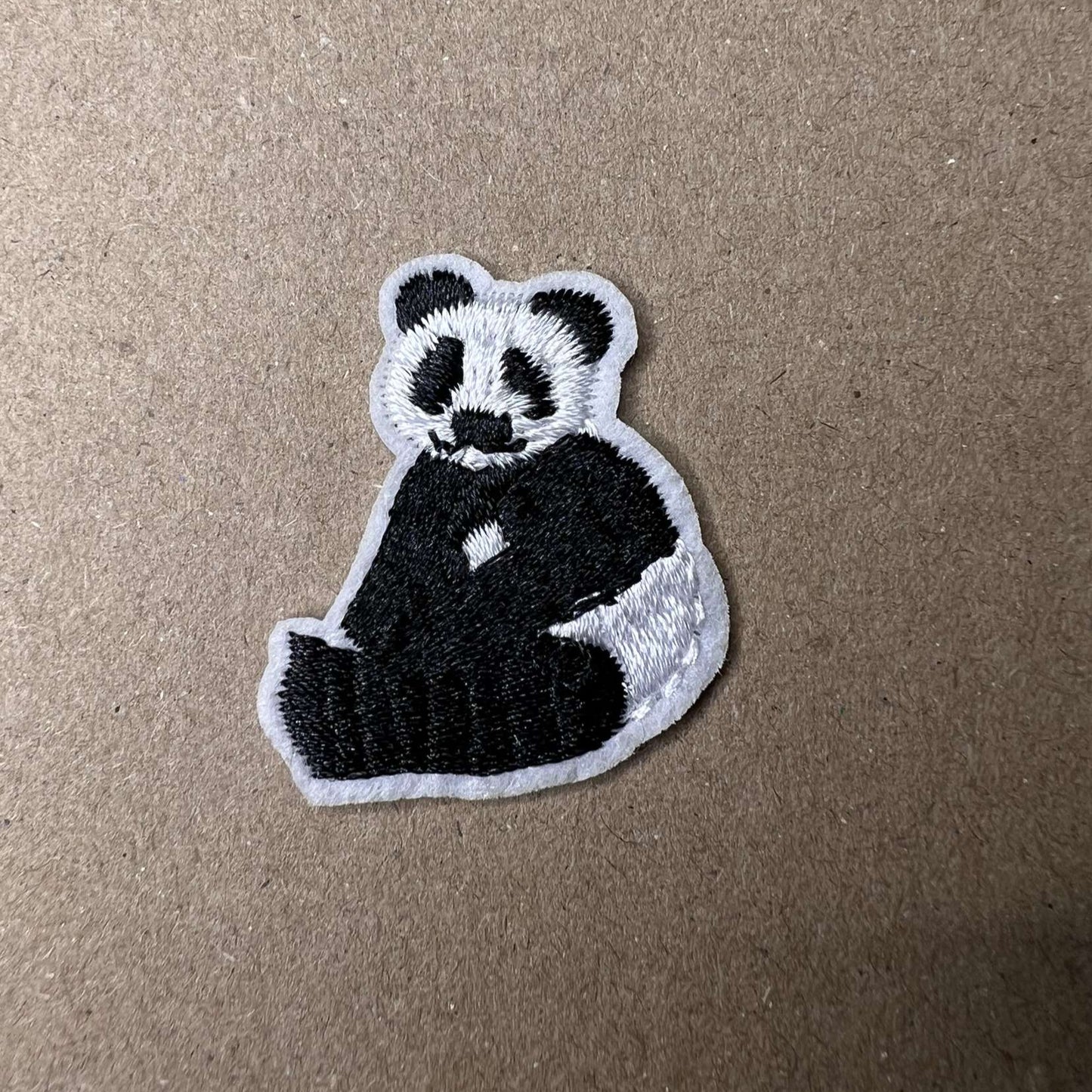 Brodert strykemerke av panda