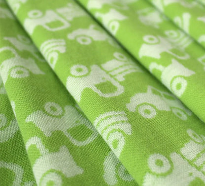 Ull-lapp i Merinoull i fargen lime med lastebilmotiv