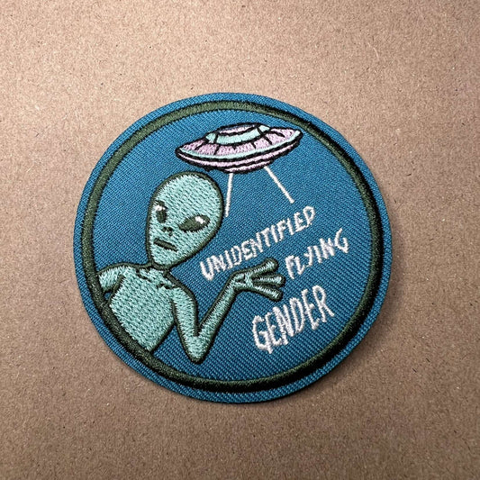 Brodert strykemerke av alien